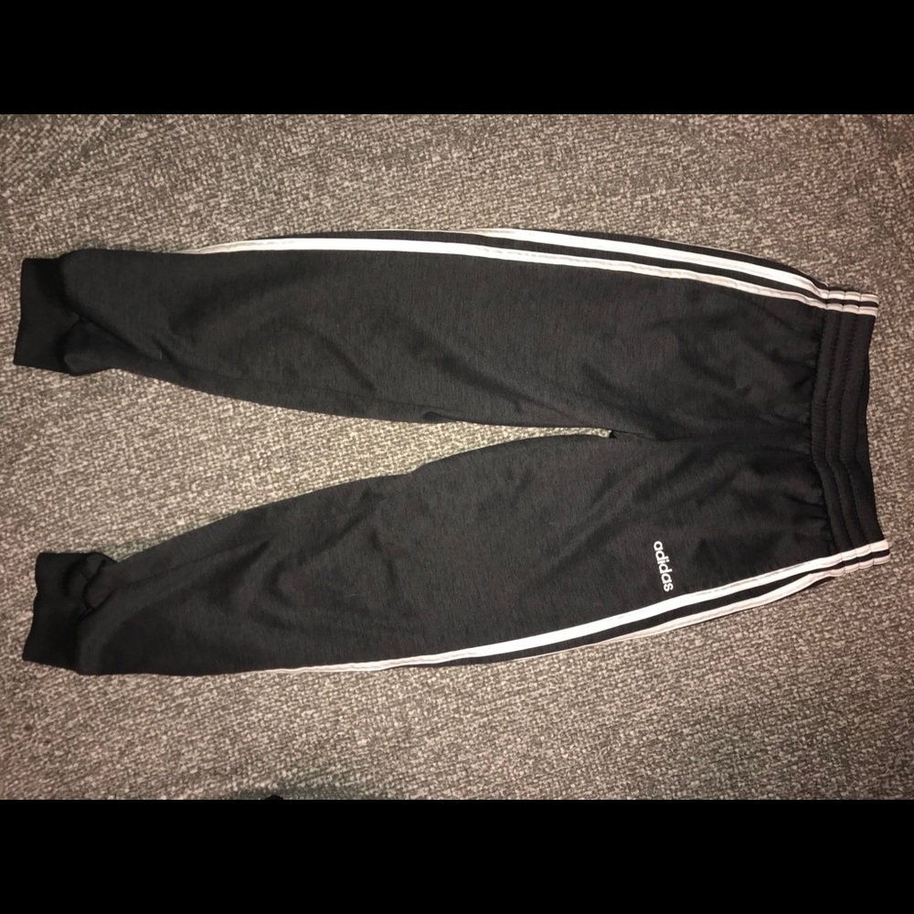 ⚠️SOLD⚠️kids adidas joggers